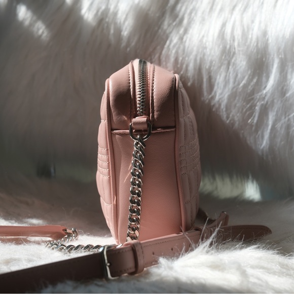 Burberry Crossbody - Picture 6 of 11